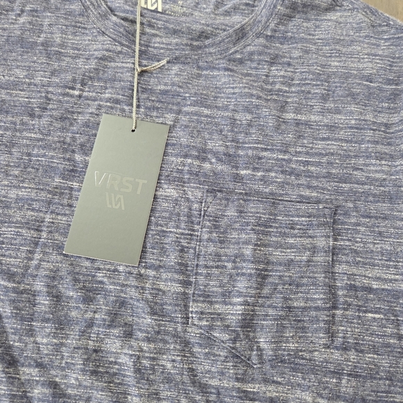 VRST Men's Medium Essential Pocket Tee HTR Darker Ardosia Blue Marble New Work - Picture 2 of 8